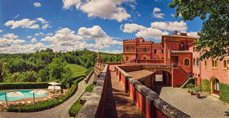Official Site Il Castello di San Ruffino in Tuscany .